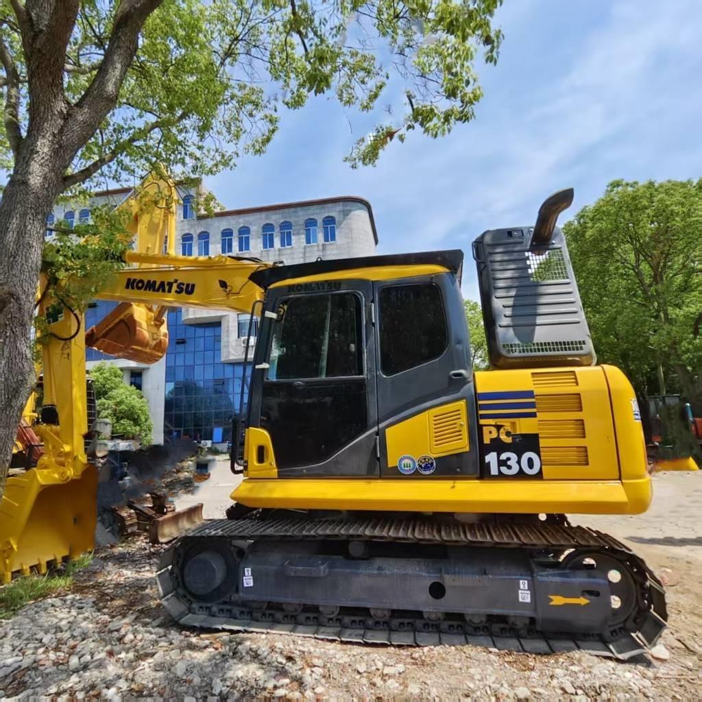 Komatsu PC 130 حفارات زحافة