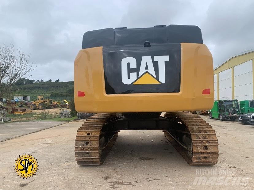 CAT 349 EL ME حفارات زحافة