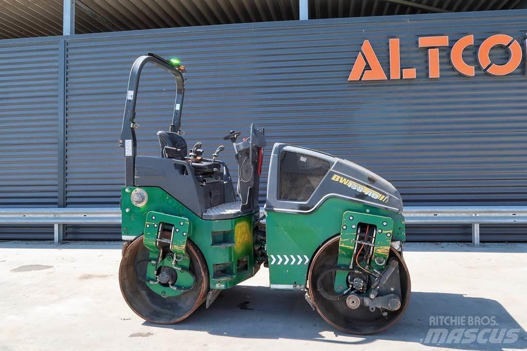Bomag BW 138 AD-5 مداحل ثنائية الاسطوانة