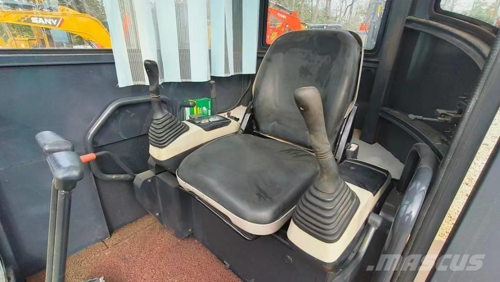 Komatsu PC 35 MR حفارات صغيرة أقل من 7 طن (حفارات صغيرة)