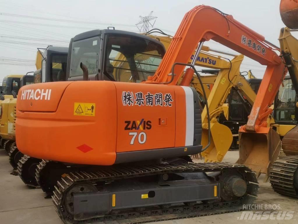 Hitachi ZX 70 حفارات زحافة