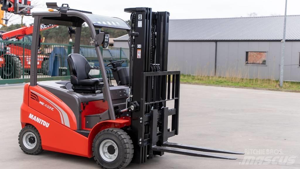 Manitou ME 425 C شاحنات ذات رافعات شوكية تعمل بالكهرباء