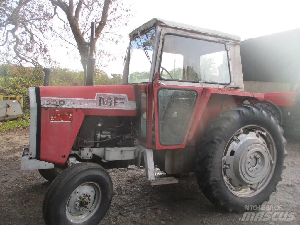 Massey Ferguson 590 الجرارات