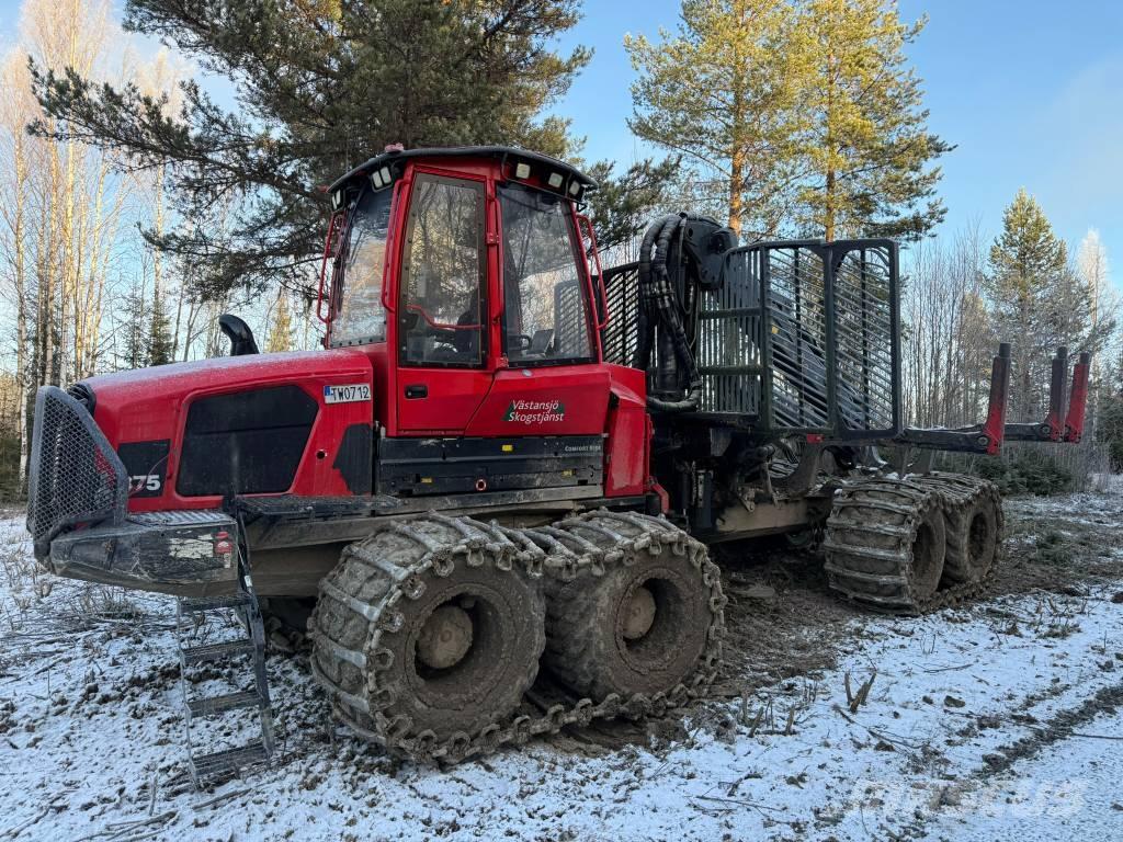 Komatsu 875 شاحنات