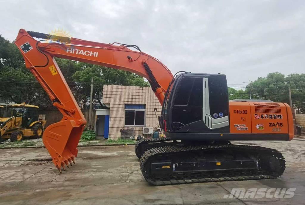 Hitachi ZX 200 حفارات زحافة