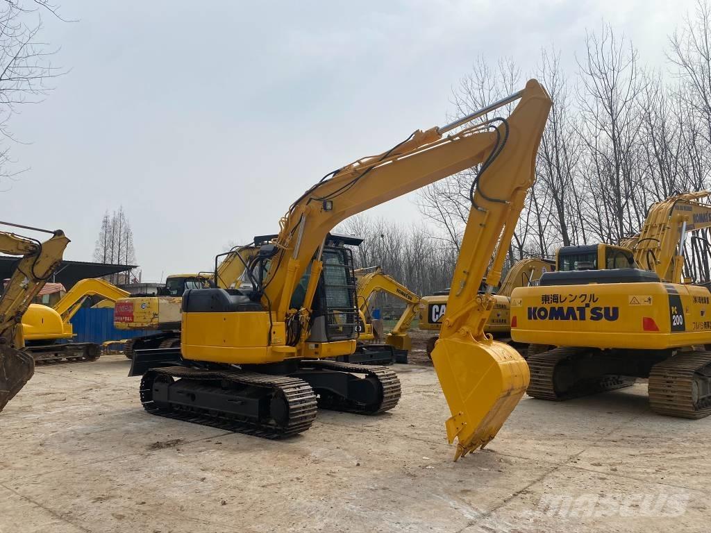 Komatsu PC128US حفارات زحافة