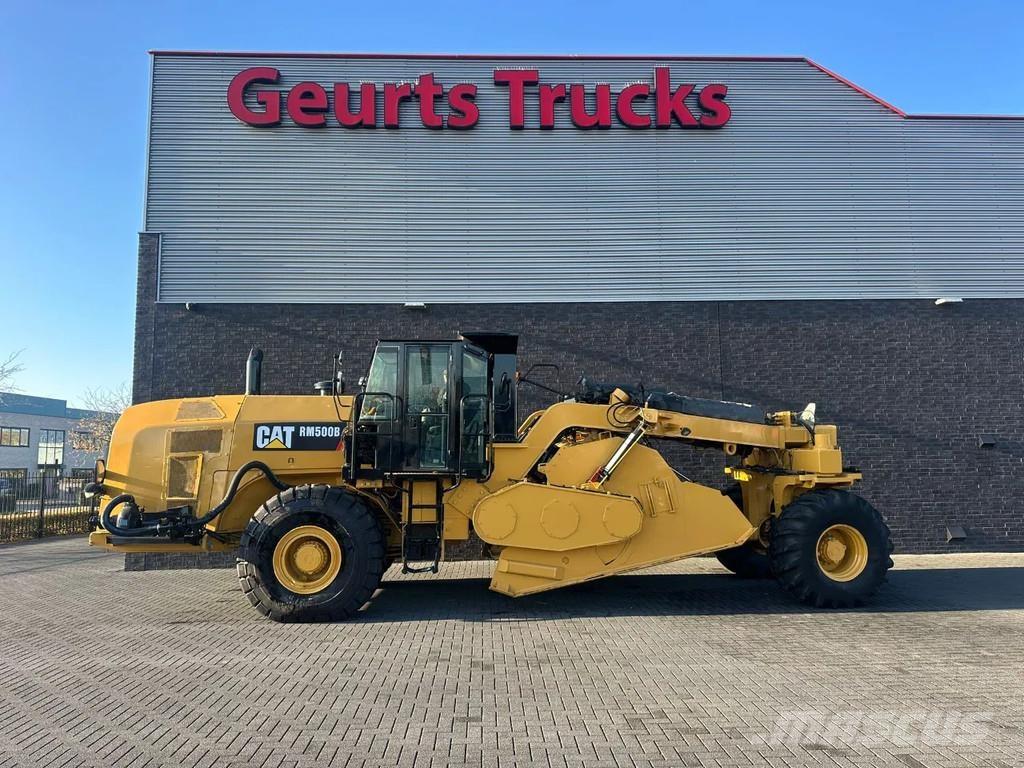 CAT RM 500 B معدات إعادة تدوير الأسفلت
