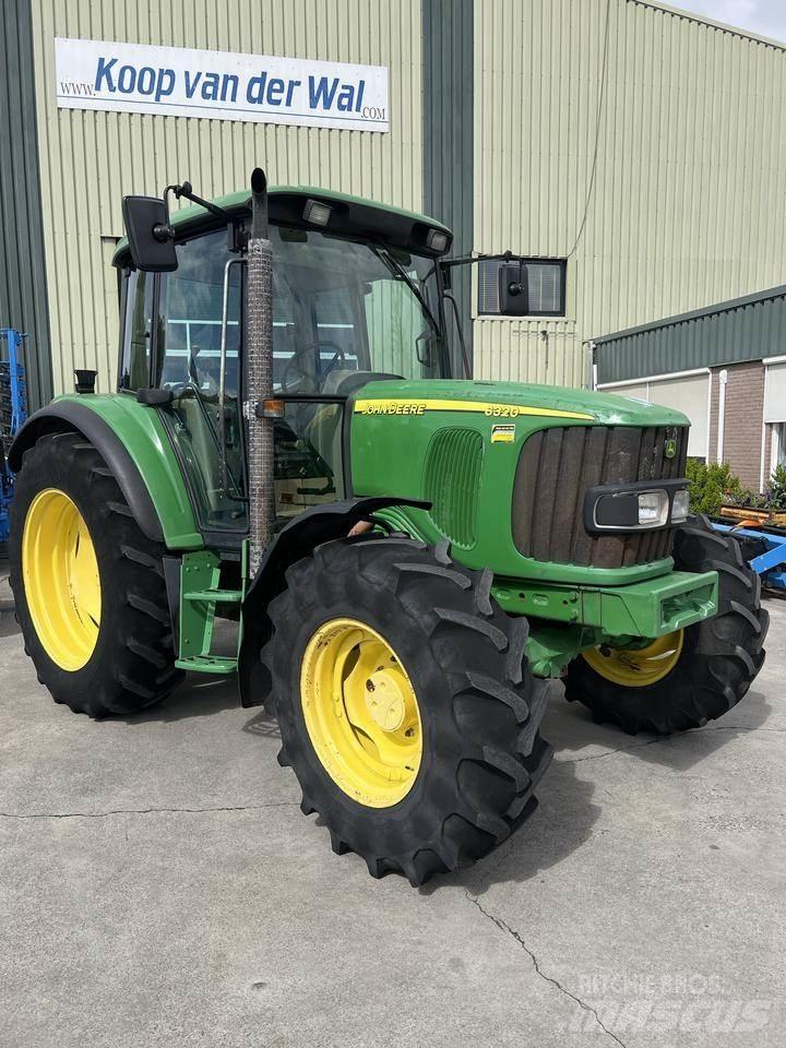 John Deere 6320 الجرارات