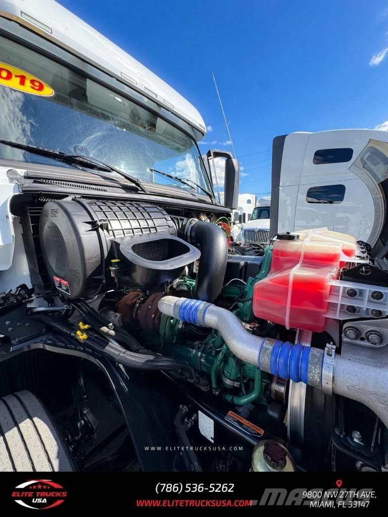 Volvo Commercial VNL وحدات الجر