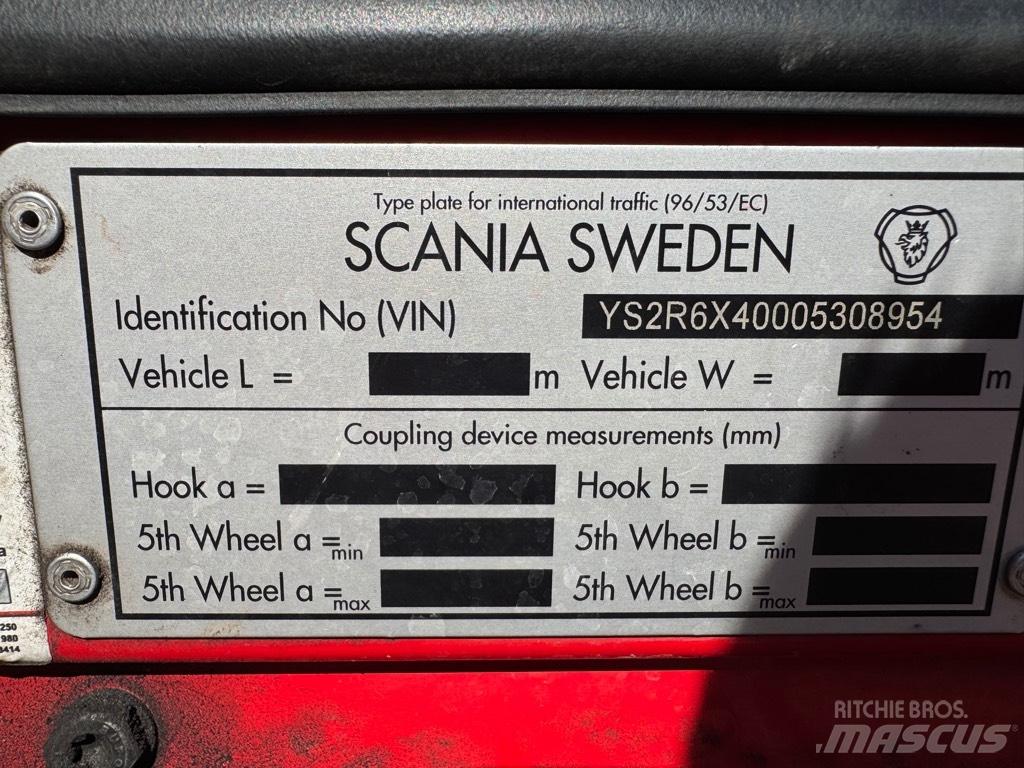 Scania R 560 شاحنات أشجار