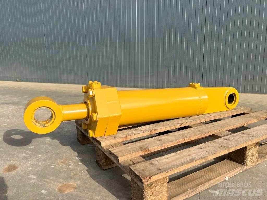 CAT D8 Cylinder مكونات أخرى