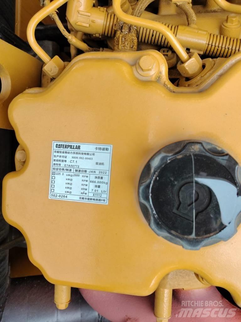 CAT 330 GC حفارات زحافة
