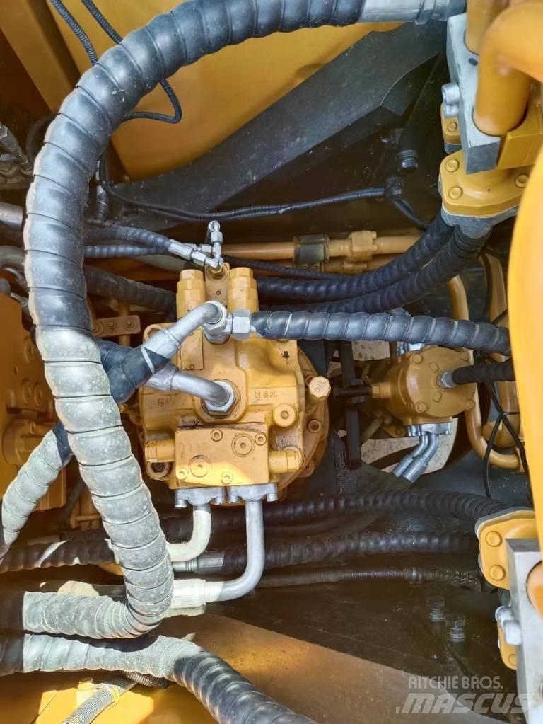 Sany SY 235 حفارات وسط 7 طن - 12 طن