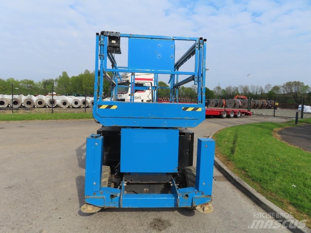 Genie GS 3369 RT رافعات مقصية الشكل