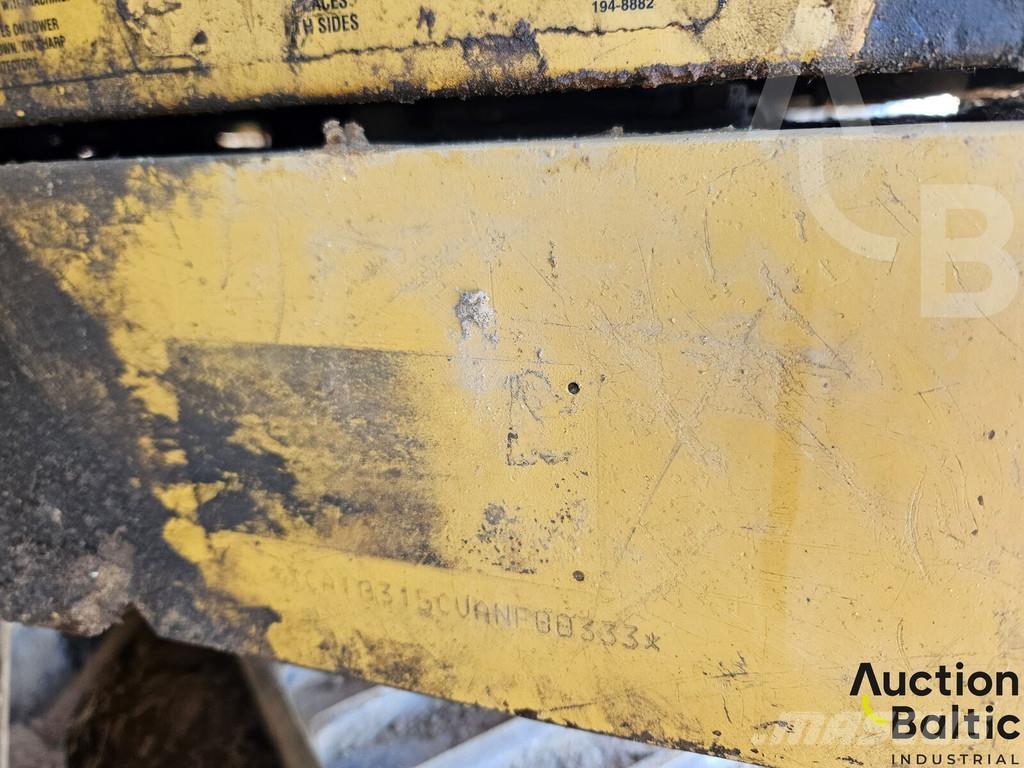 CAT 315 C حفارات زحافة