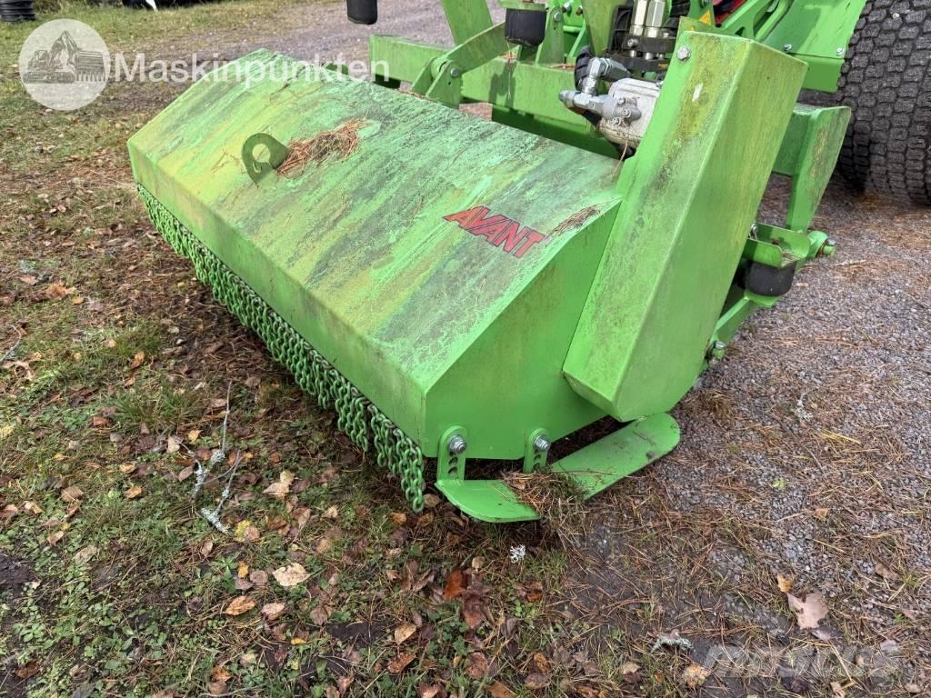 Avant Slagklippare جزازات وأغطية المراعي