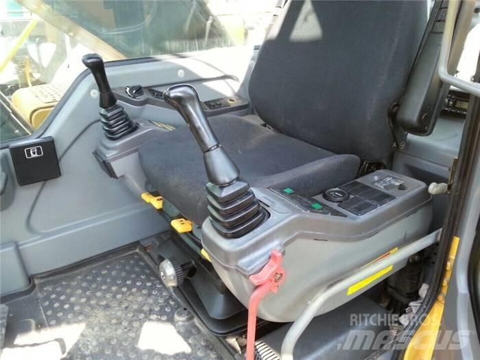 Volvo EC 240 B LC حفارات زحافة