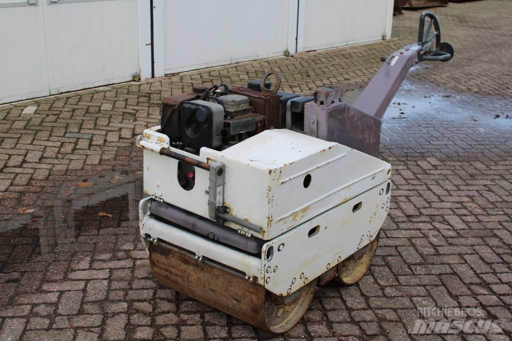 Bomag BW 65 H مداحل ثنائية الاسطوانة