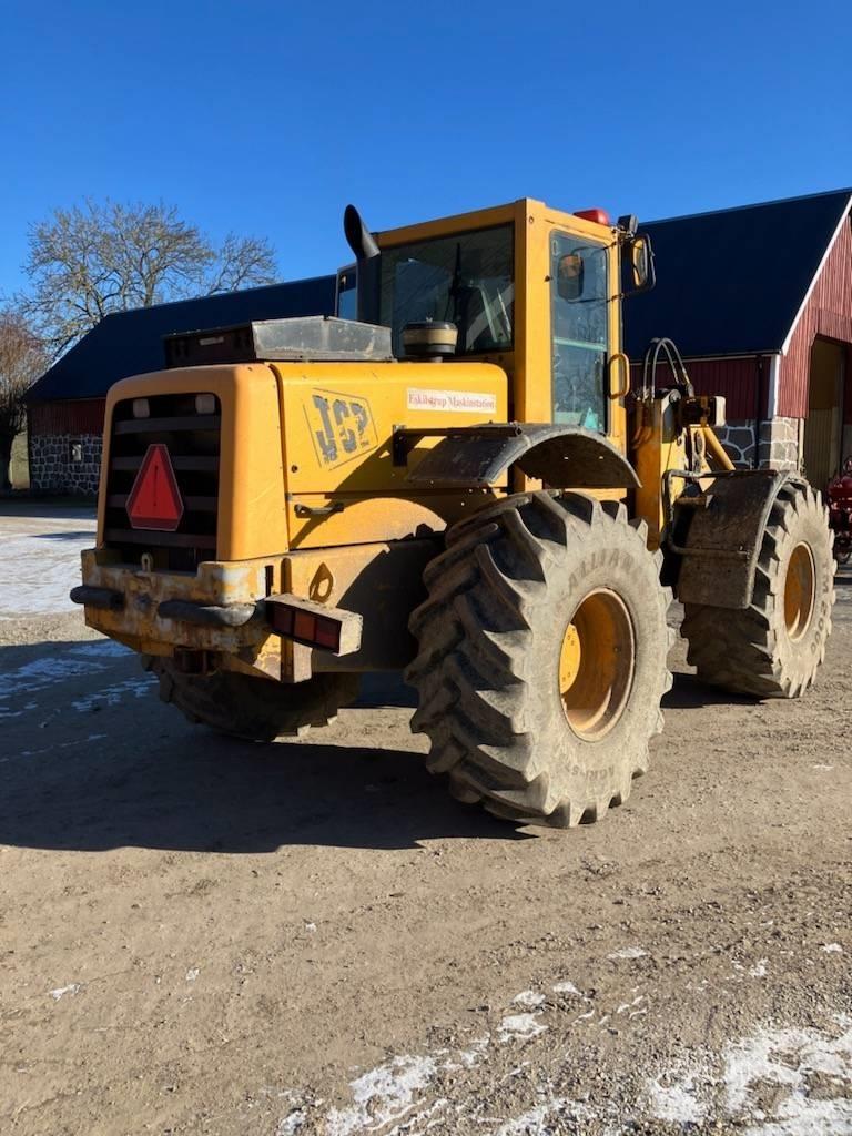 JCB 414S معدات مناولة لأغراض الزراعة