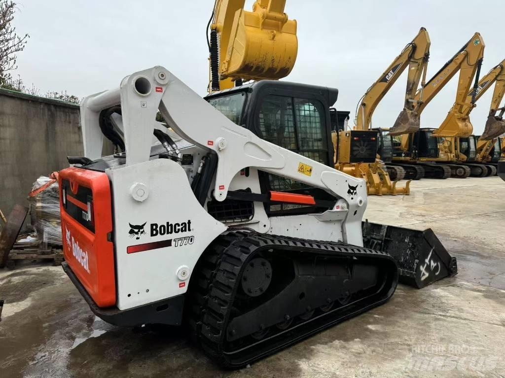 Bobcat T 770 لوادر انزلاقية التوجيه