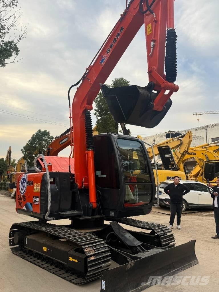 Hitachi ZX 70 حفارات صغيرة أقل من 7 طن (حفارات صغيرة)