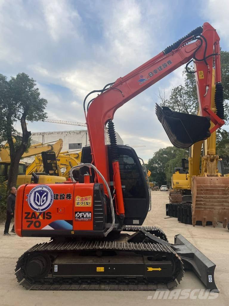 Hitachi ZX 70 حفارات صغيرة أقل من 7 طن (حفارات صغيرة)