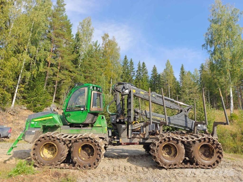 John Deere 1010 G شاحنات