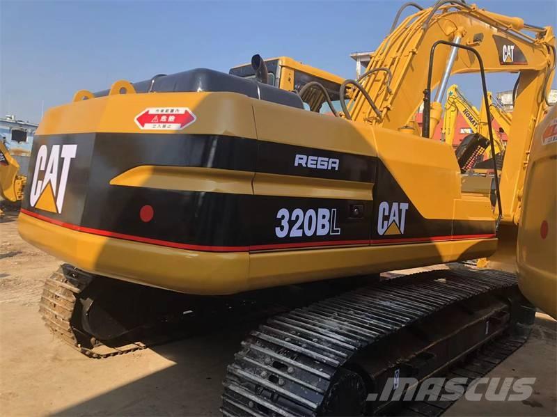 CAT 320BL حفارات زحافة
