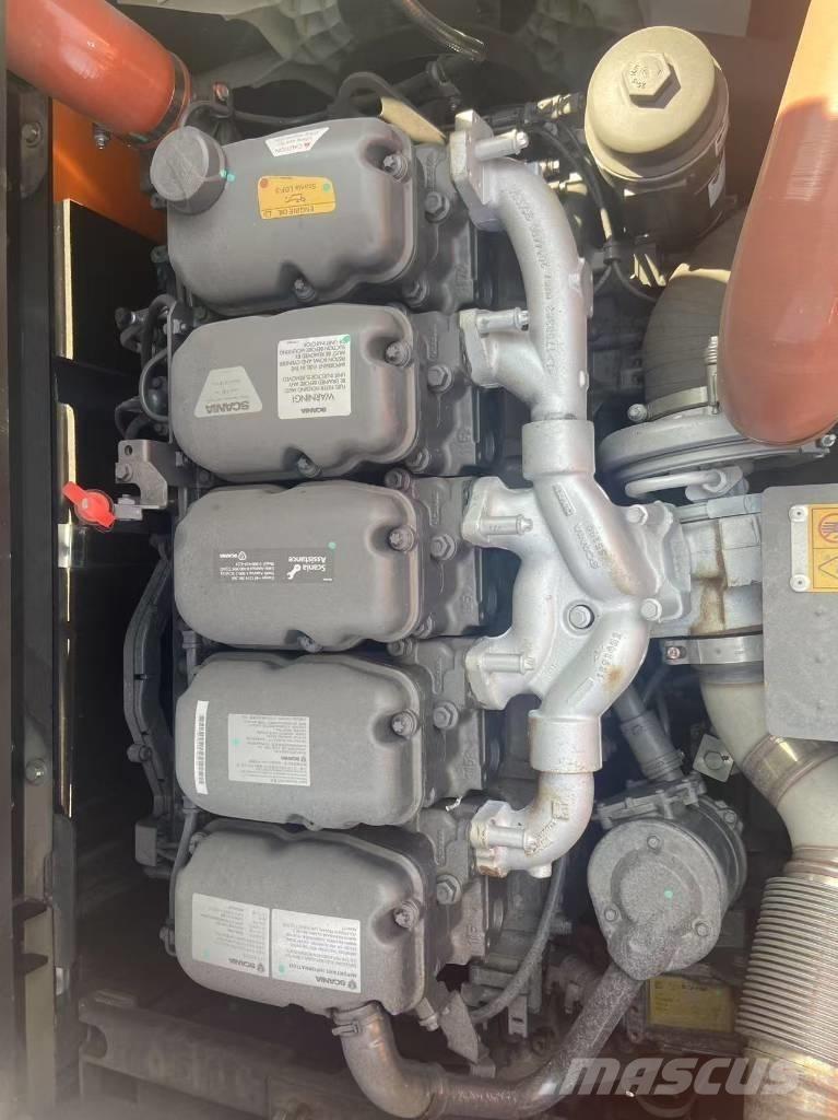 Develon DX 400 حفارات زحافة