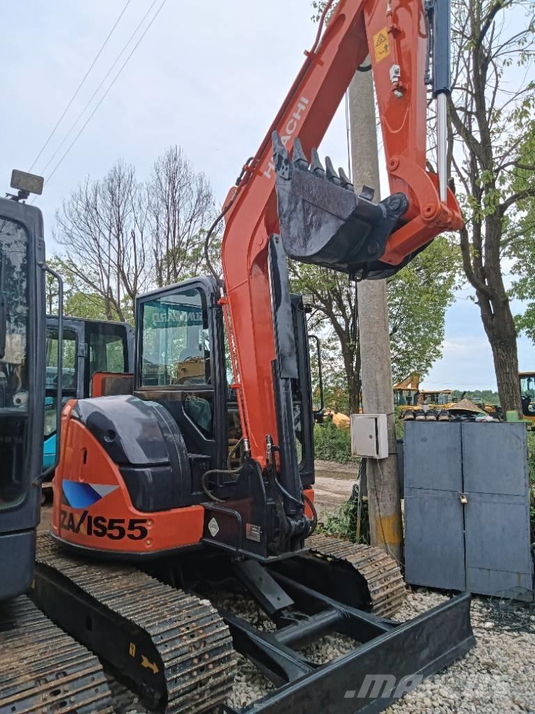 Hitachi zx55 حفارات زحافة
