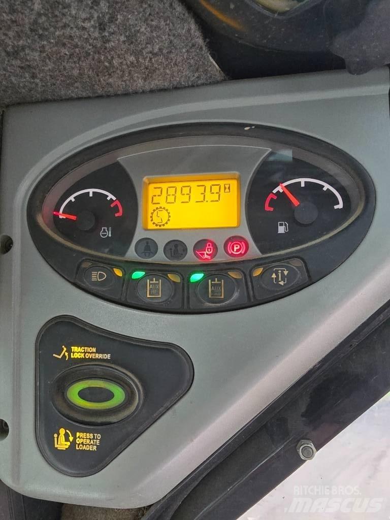 Bobcat T 320 لوادر انزلاقية التوجيه