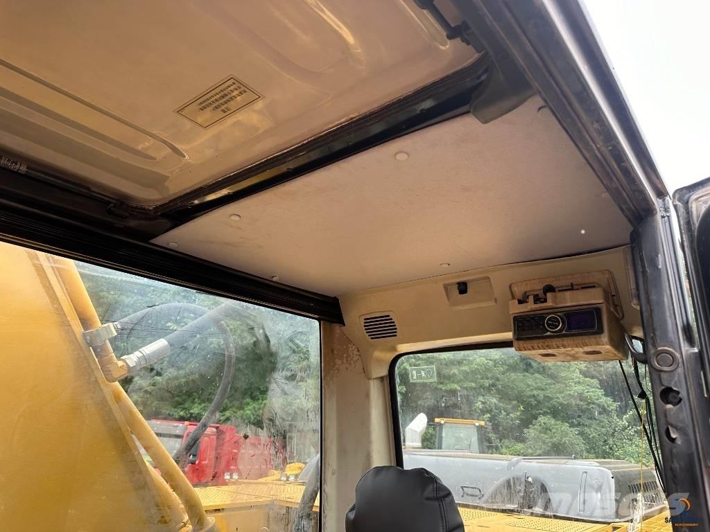 CAT 330 CL حفارات زحافة