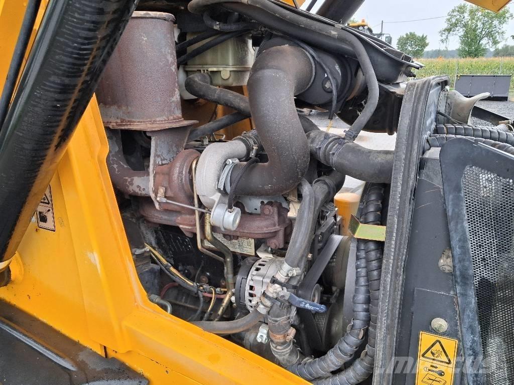 JCB 3 CX لوادر ذات جرافات عكسية