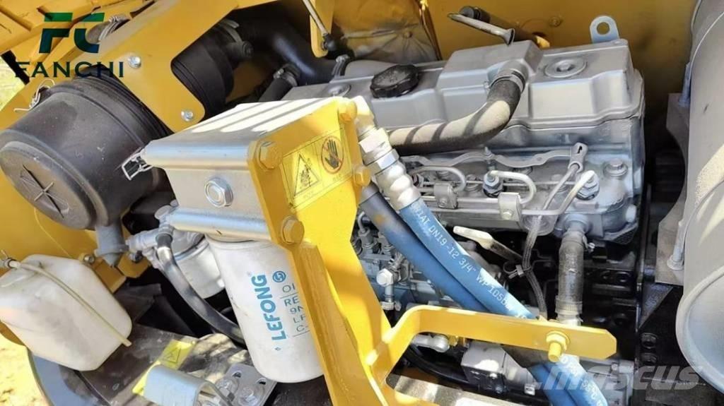 CAT 308 C حفارات زحافة