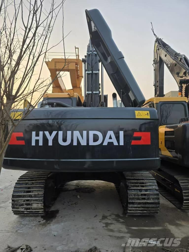 Hyundai 220 حفارات زحافة