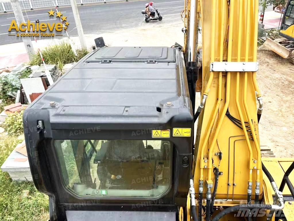 CAT 320 حفارات زحافة
