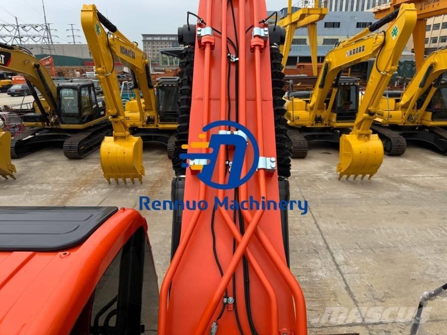 Doosan DX 340 حفارات زحافة