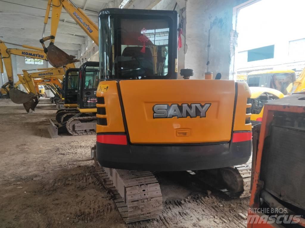 Sany SY 55 C حفارات زحافة