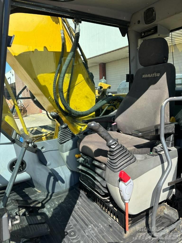 Komatsu PC 290 LC-8 حفارات زحافة