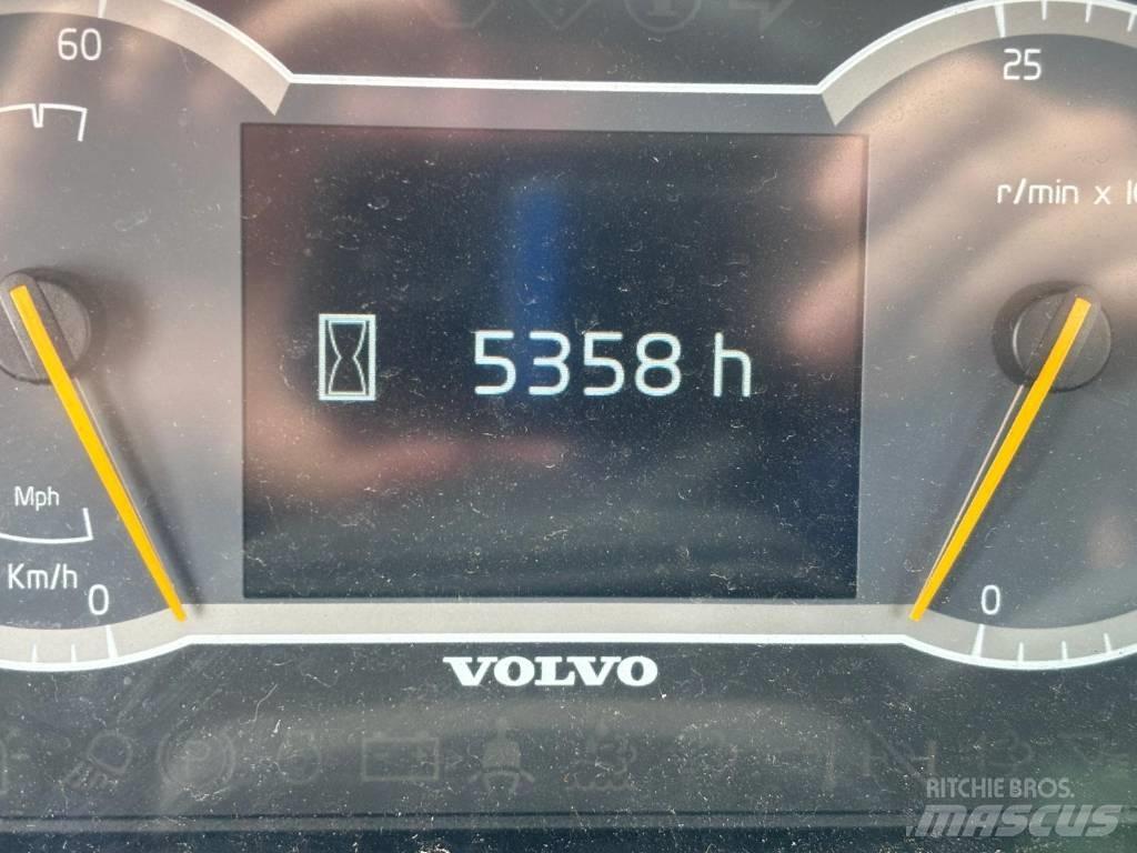 Volvo L 60 H لوادر بعجل