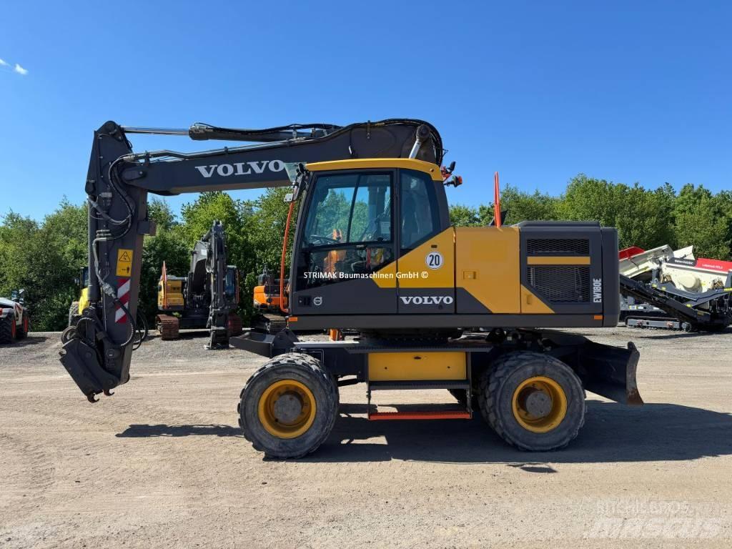 Volvo EW 180 E حفارات بعجل