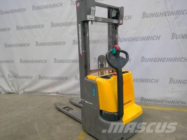 Jungheinrich EJC 112 معدات التكديس الجوالة