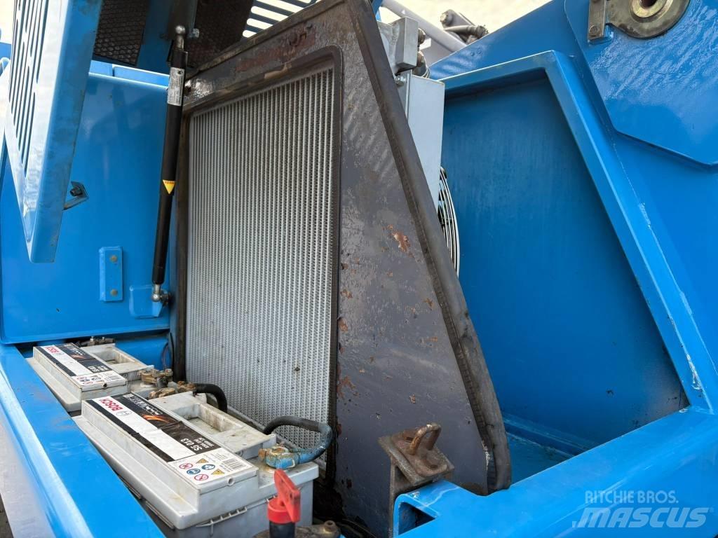 Fuchs MHL 340 C مناولات المخلفات / مناولات صناعية