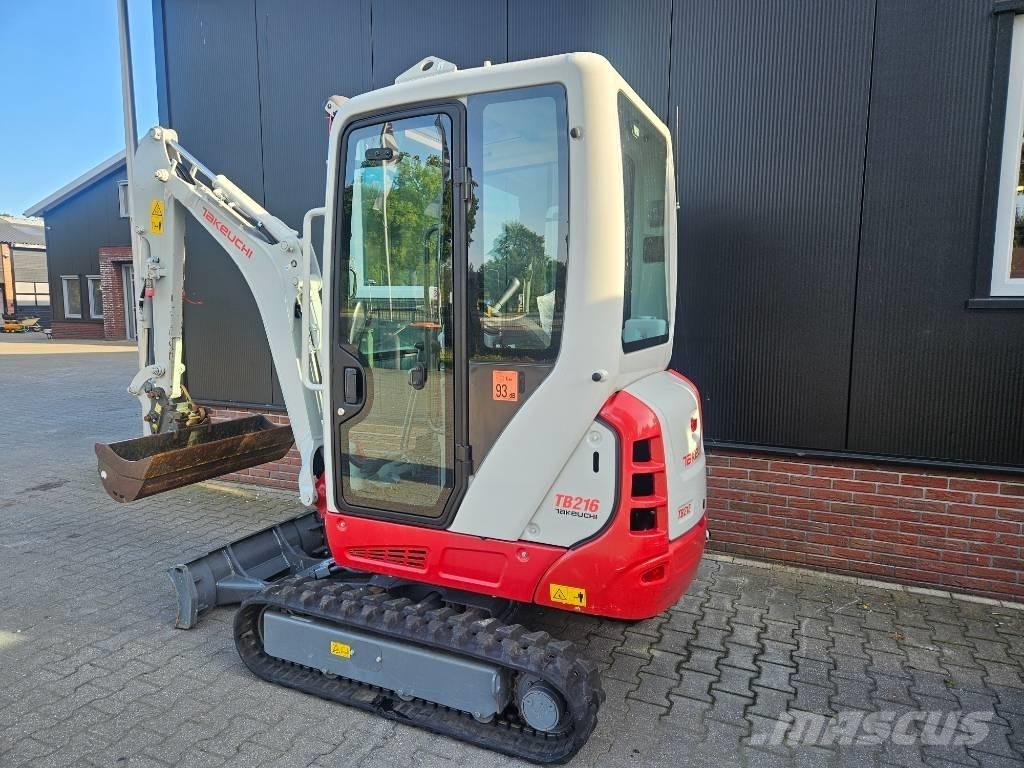 Takeuchi TB216 حفارات صغيرة أقل من 7 طن (حفارات صغيرة)