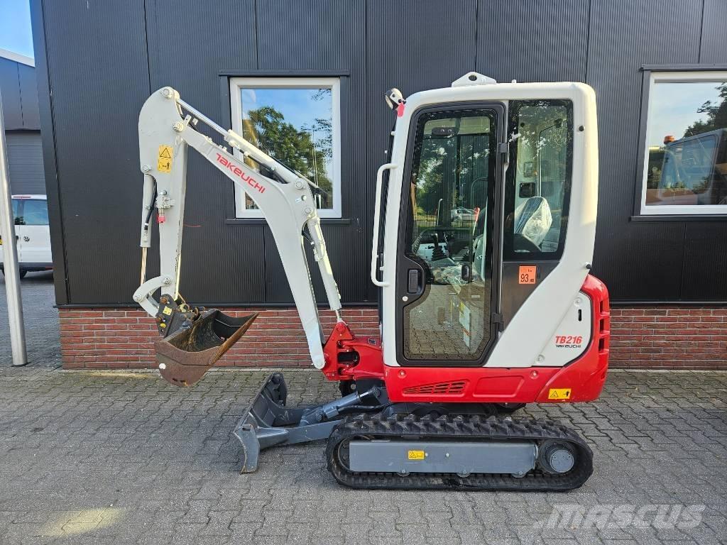Takeuchi TB216 حفارات صغيرة أقل من 7 طن (حفارات صغيرة)