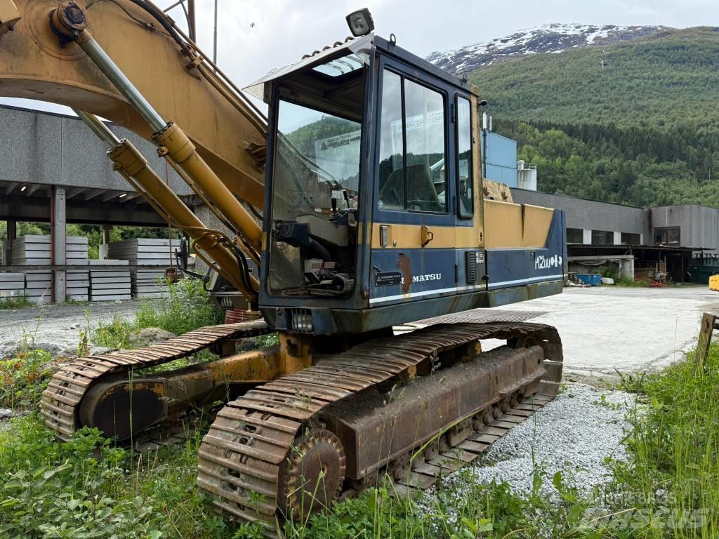 Komatsu PC 200-3 حفارات زحافة