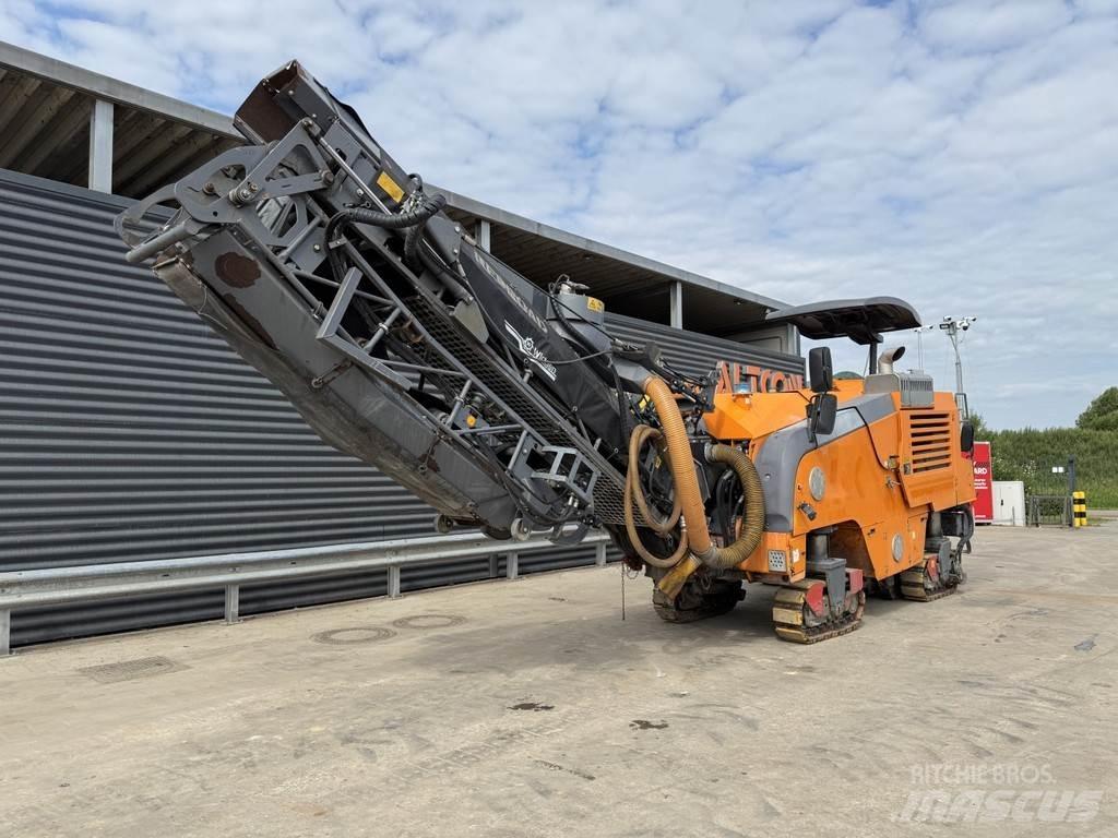 Wirtgen W 100 FI ماكينات الكشط البارد للأسفلت