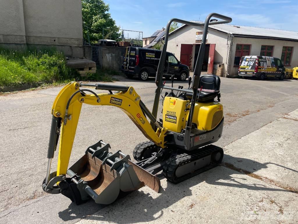 Wacker Neuson 803 حفارات صغيرة أقل من 7 طن (حفارات صغيرة)