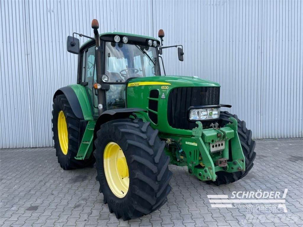 John Deere 6530 الجرارات