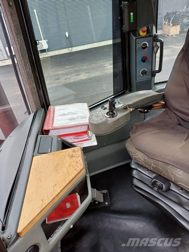 Komatsu 840 TX شاحنات